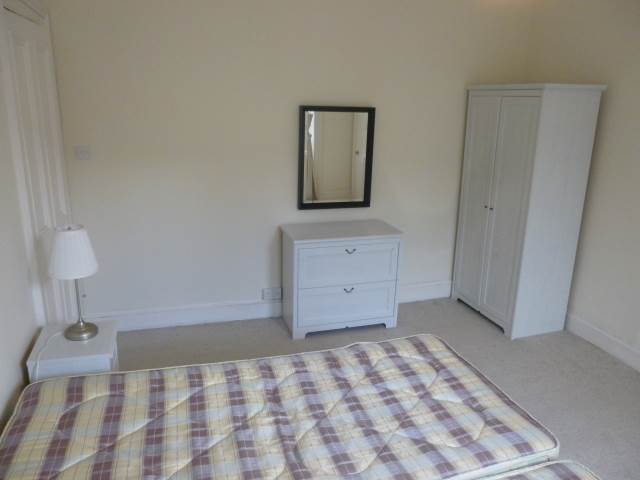  Image of 2 bedroom Flat to rent in Leslie Place Edinburgh EH4 at Stockbridge Edinburgh Edinburgh, EH4 1NH