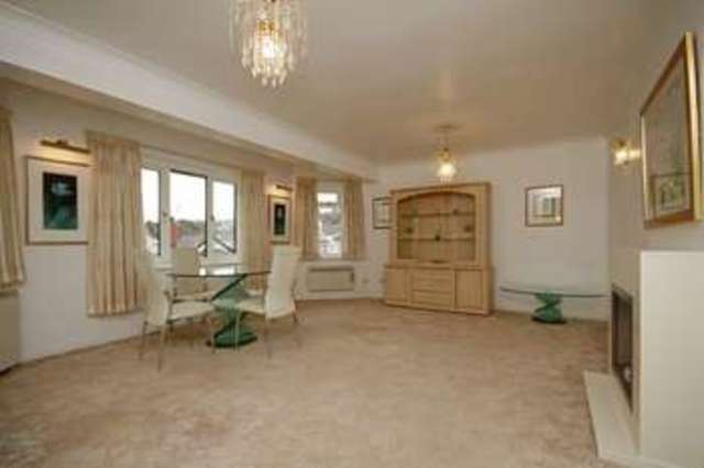  Image of 2 bedroom Flat for sale in Fortescue Road Paignton TQ3 at Fortescue Road Preston Paignton, TQ3 2BZ