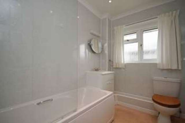  Image of 2 bedroom Flat for sale in Fortescue Road Paignton TQ3 at Fortescue Road Preston Paignton, TQ3 2BZ