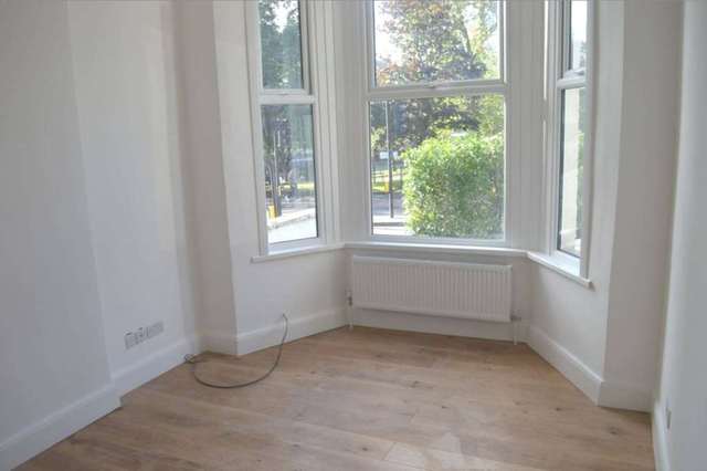  Image of 1 bedroom Flat to rent in Lewisham Road London SE13 at Lewisham Road Lewisham London, SE13 7PZ