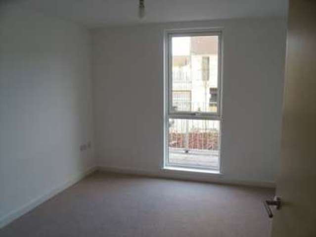  Image of 2 bedroom Flat to rent in Lime Tree Square Street BA16 at Lime Tree Square  Street, BA16 0FX