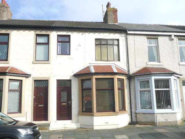 Image of 3 bedroom Detached house to rent in Linfield Terrace Blackpool FY4 at Linfield Terrace  Blackpool, FY4 3PD