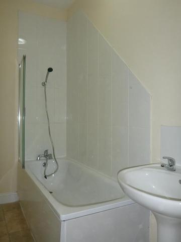  Image of 4 bedroom Terraced house to rent in Liverpool Road Eccles Manchester M30 at Eccles  Manchester, M30 0RZ