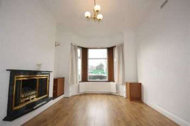  Image of 3 bedroom Semi-Detached house to rent in Liverpool Road Eccles Manchester M30 at Liverpool Road Eccles Manchester, M30 7LA