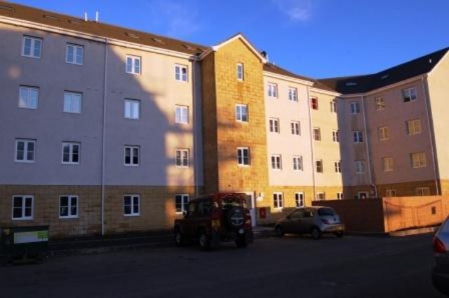  Image of 2 bedroom Flat to rent in Lloyd Court Rutherglen Glasgow G73 at Rutherglen South Lanarkshire South Lanarkshire, G73 1NS