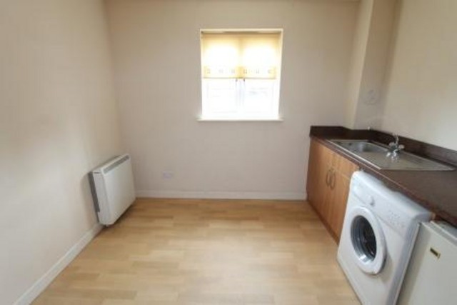  Image of 2 bedroom Flat to rent in Lloyd Court Rutherglen Glasgow G73 at Rutherglen South Lanarkshire South Lanarkshire, G73 1NS