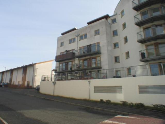  Image of 2 bedroom Flat to rent in Lochburn Gardens Glasgow G20 at Lambhill Glasgow Glasgow, G20 0SL