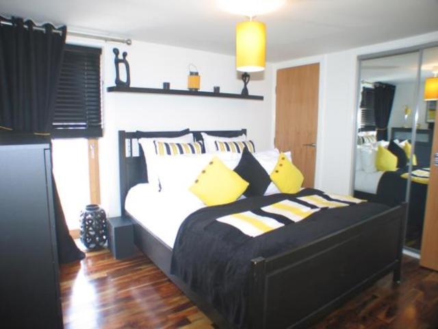  Image of 2 bedroom Flat to rent in Lochburn Gardens Glasgow G20 at Lambhill Glasgow Glasgow, G20 0SL