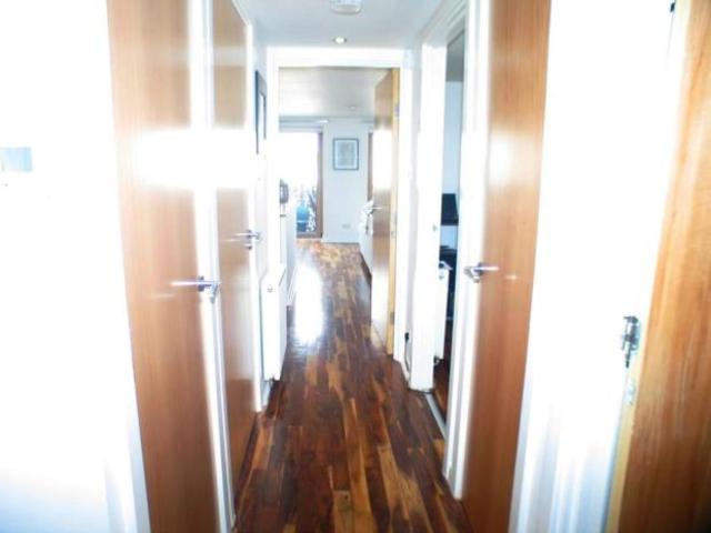  Image of 2 bedroom Flat to rent in Lochburn Gardens Glasgow G20 at Lambhill Glasgow Glasgow, G20 0SL