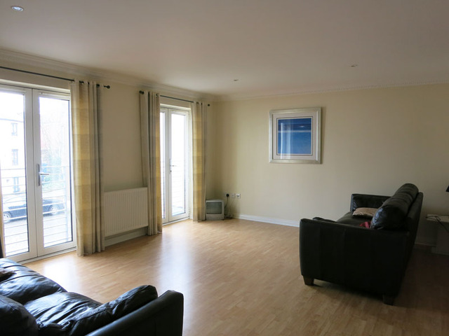  Image of 3 bedroom Flat to rent in Lochend Close Edinburgh EH8 at Canongate Edinburgh Edinburgh, EH8 8BL