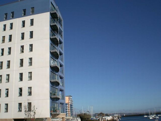 Image of 2 bedroom Flat to rent in Lochinvar Drive Edinburgh EH5 at Granton Edinburgh Edinburgh, EH5 1GJ