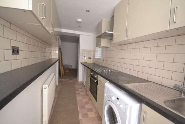  Image of 1 bedroom Apartment to rent in London Street Reading RG1 at London Street  Reading, RG1 4QA