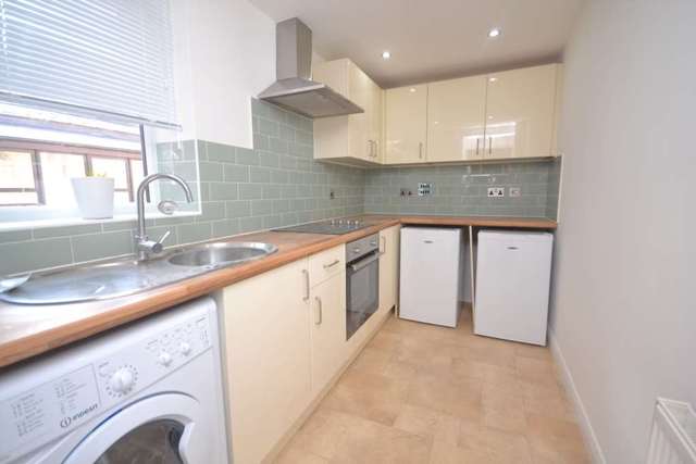  Image of 1 bedroom Apartment to rent in London Street Reading RG1 at London Street  Reading, RG1 4QA