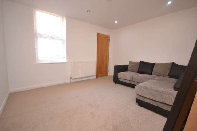  Image of 1 bedroom Apartment to rent in London Street Reading RG1 at London Street  Reading, RG1 4QA