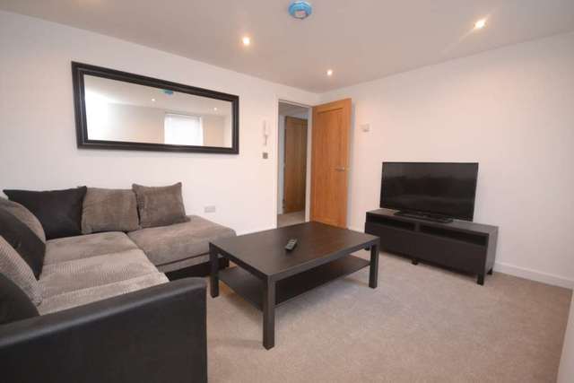  Image of 1 bedroom Apartment to rent in London Street Reading RG1 at London Street  Reading, RG1 4QA