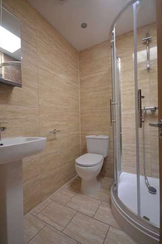  Image of 1 bedroom Apartment to rent in London Street Reading RG1 at London Street  Reading, RG1 4QA