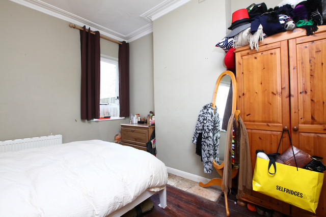 Image of 2 bedroom Apartment for sale in Strathleven Road London SW2 at Strathleven Road  Brixton, SW2 5LB