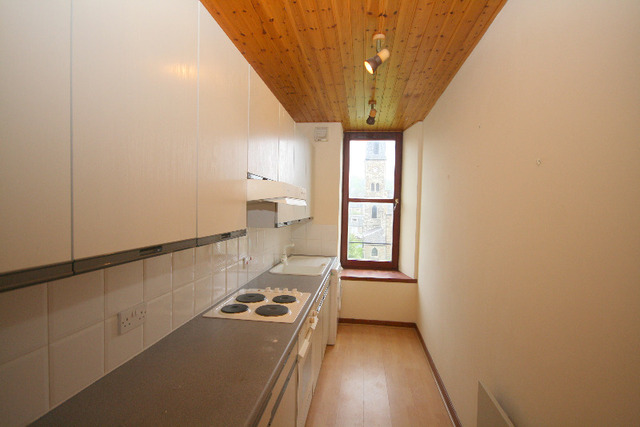  Image of 1 bedroom Flat to rent in Long Lane Broughty Ferry Dundee DD5 at Broughty Ferry Dundee Dundee, DD5 2EF