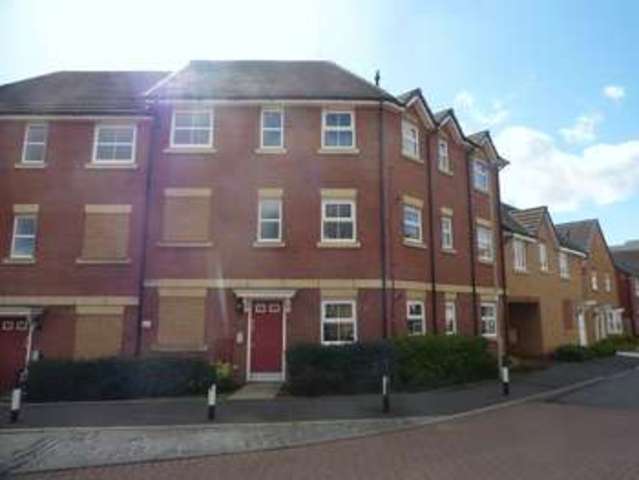  Image of 2 bedroom Flat to rent in Longacres Bridgend CF31 at Longacres  Bridgend, CF31 2DH