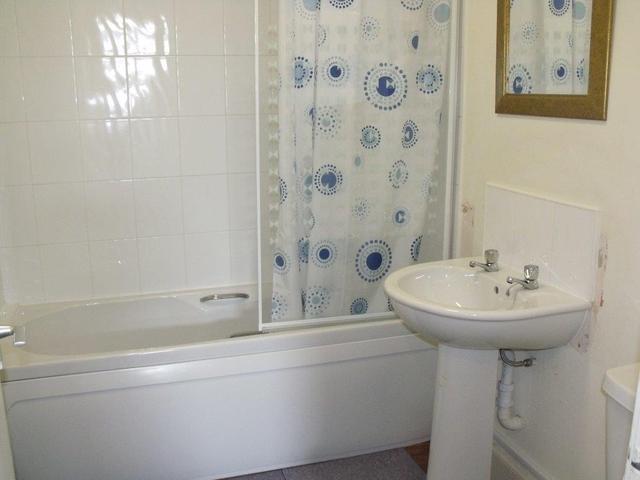  Image of 5 bedroom Flat to rent in Loons Road Dundee DD3 at Lochee East Dundee Dundee, DD3 6AA