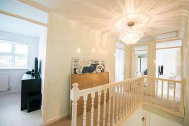  Image of 5 bedroom Detached house for sale in Lowbrook Close Aylesbury HP21 at Lowbrook Close  Aylesbury, HP21 9XW