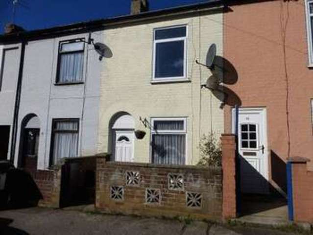  Image of 3 bedroom Terraced house for sale in Arnold Street Lowestoft NR32 at Arnold Street  Lowestoft, NR32 1PU