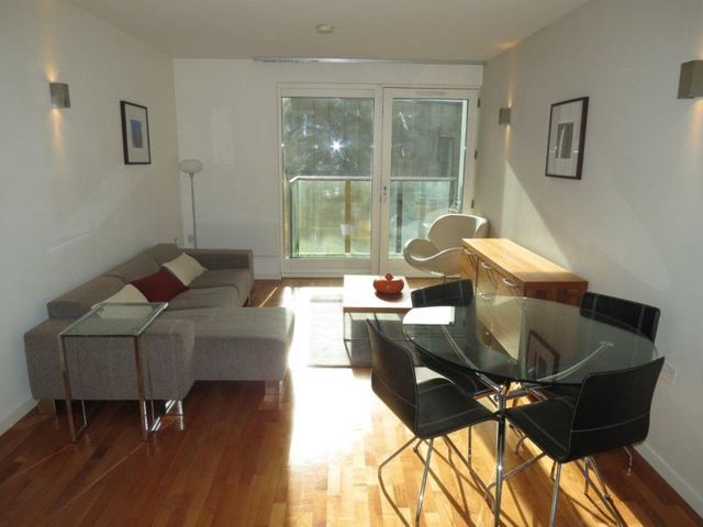  Image of 1 bedroom Apartment to rent in City Road East Manchester M15 at 38 City Road East  Manchester City, M15 4QN