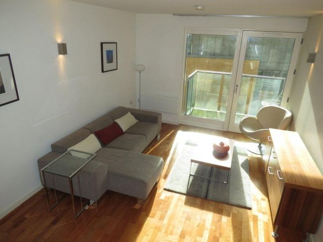  Image of 1 bedroom Apartment to rent in City Road East Manchester M15 at 38 City Road East  Manchester City, M15 4QN