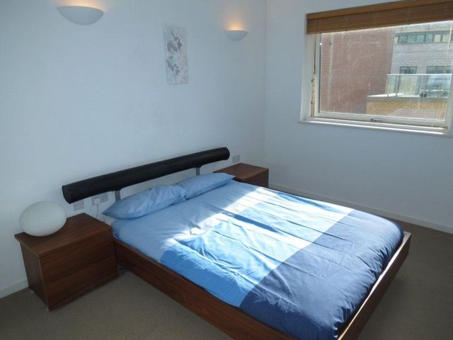 Image of 1 bedroom Apartment to rent in City Road East Manchester M15 at 38 City Road East  Manchester City, M15 4QN