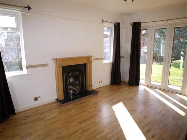  Image of 4 bedroom Detached house for sale in Lynwood Mount Lower Wortley Leeds LS12 at Wortley Leeds New Farnley, LS12 4AX