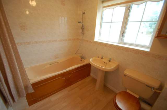  Image of 3 bedroom Terraced house to rent in Fisher Street Paignton TQ4 at Mabel Court Fisher St Paignton, TQ4 5EL