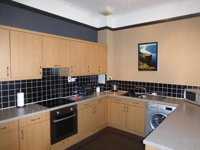  Image of 2 bedroom Flat to rent in Maberly Street Aberdeen AB25 at City Centre Aberdeen Aberdeen, AB25 1NL