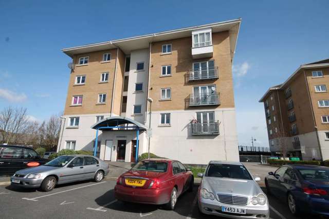  Image of 2 bedroom Flat for sale in Macarthur Close Erith DA8 at Macarthur Close  Erith, DA8 1BL
