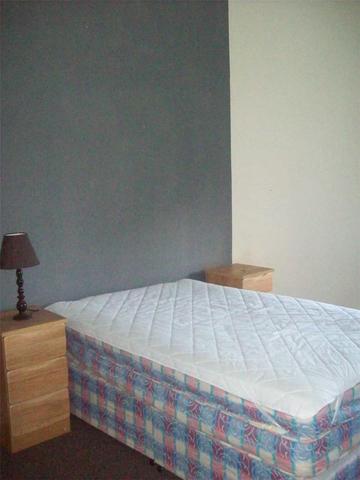  Image of 3 bedroom Flat to rent in Madeira Street Edinburgh EH6 at Leith Edinburgh Edinburgh, EH6 4AL