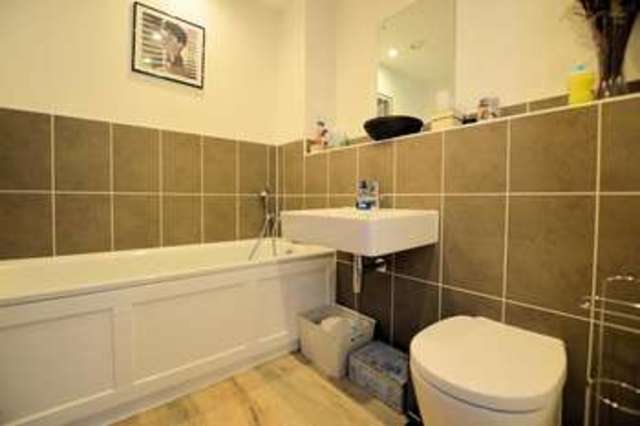  Image of 3 bedroom Semi-Detached house for sale in Maida