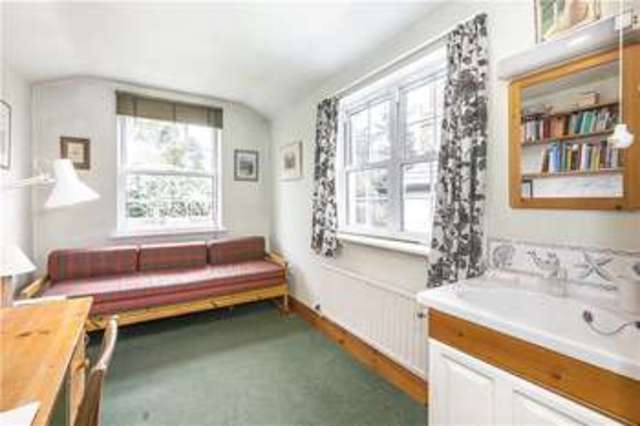  Image of 3 bedroom Terraced house for sale in Maidenstone Hill London SE10 at London  Greenwich, SE10 8SY