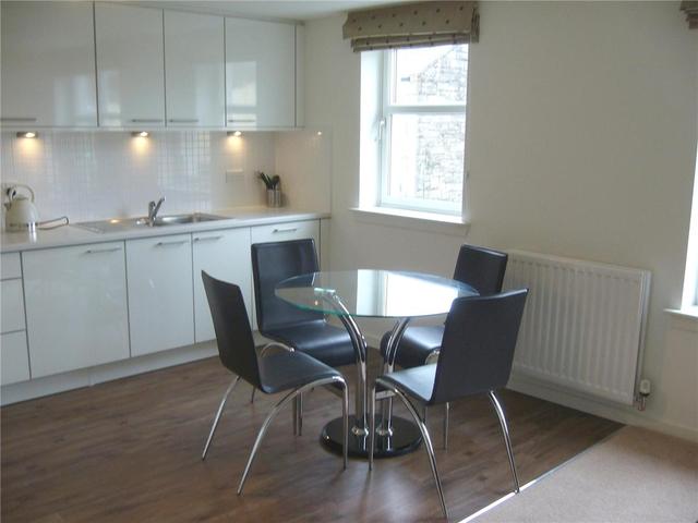  Image of 2 bedroom Flat to rent in Main Street Kirkliston EH29 at Kirkliston Edinburgh Edinburgh, EH29 9AD