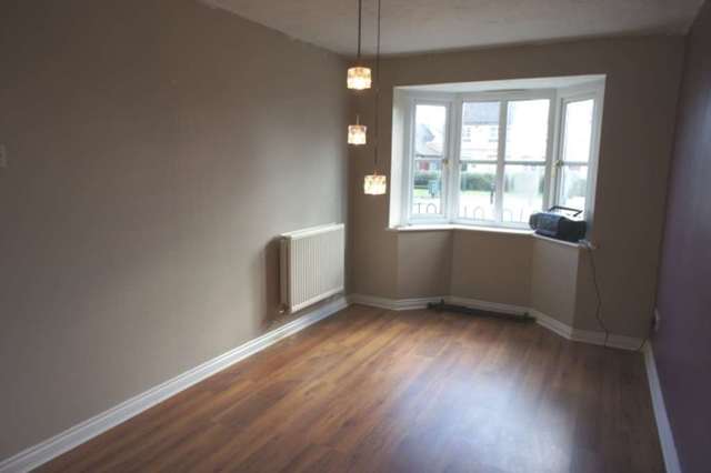  Image of 3 bedroom Terraced house to rent in Mallards Way Bicester OX26 at Mallards Way  Bicester, OX26 6UA