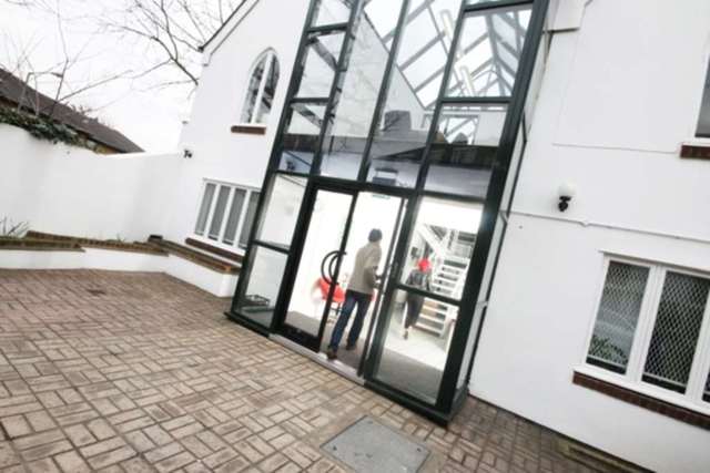  Image of Detached house to rent in Manfred Road London SW15 at Manfred Road  London, SW15 2RS