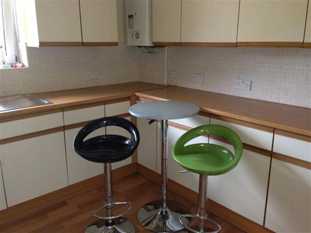  Image of 3 bedroom Apartment to rent in Idonia Street London SE8 at Deptford High Street, SE8 4LS