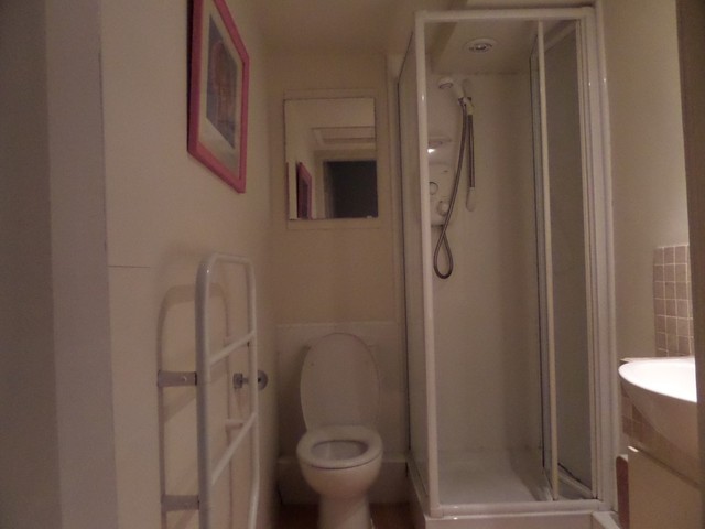  Image of 2 bedroom Flat to rent in Marchmont Crescent Edinburgh EH9 at Marchmont Edinburgh Edinburgh, EH9 1HN