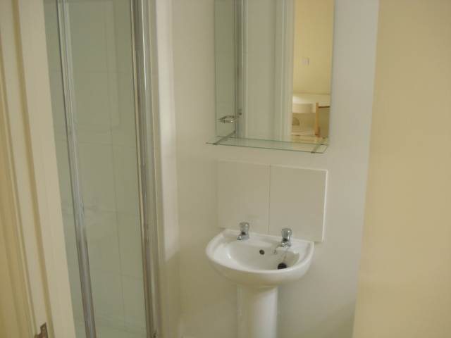  Image of 1 bedroom Semi-Detached house to rent in Marlborough Road Cardiff CF23 at Roath Cardiff Roath, CF23 5BX