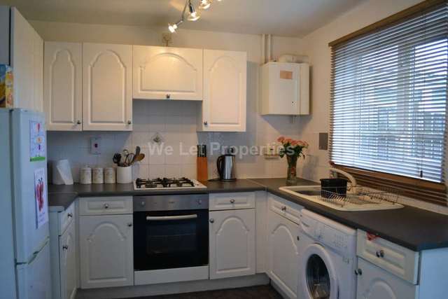  Image of 3 bedroom Detached house to rent in Maurice Drive Salford M6 at Maurice Drive  Salford, M6 7EE