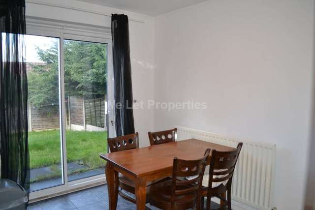  Image of 3 bedroom Detached house to rent in Maurice Drive Salford M6 at Maurice Drive  Salford, M6 7EE