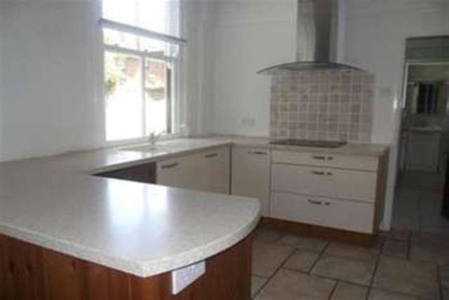  Image of 6 bedroom Detached house to rent in Mayfield Road Aigburth Liverpool L19 at Liverpool, L19 3QA