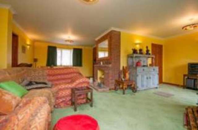  Image of 5 bedroom Detached house for sale in Maynards Green Heathfield TN21 at Heathfield East Sussex Maynard