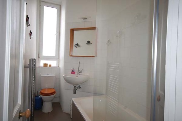  Image of 1 bedroom Flat to rent in Mcdonald Road Edinburgh EH7 at New Town Edinburgh Edinburgh, EH7 4NA