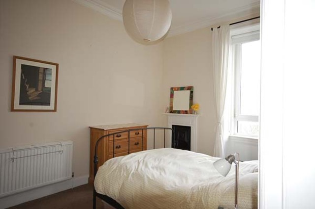  Image of 1 bedroom Flat to rent in Mcdonald Road Edinburgh EH7 at New Town Edinburgh Edinburgh, EH7 4NA