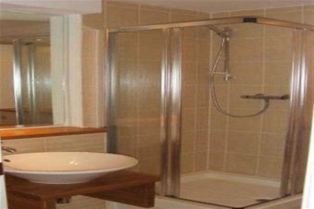  Image of 2 bedroom Flat to rent in Mcphail Street Glasgow G40 at Glasgow Green Glasgow Glasgow, G40 1DN