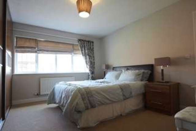  Image of 4 bedroom Detached house for sale in Meadowbank Drive Little Sutton Ellesmere Port CH66 at Meadowbank Drive  Childer Thornton, CH66 4JF